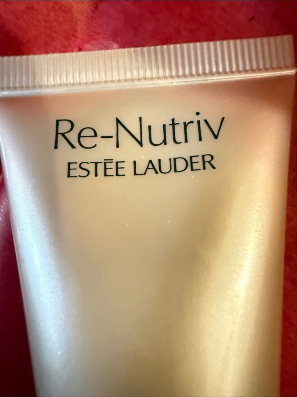Estee Lauder Re-Nutriv Intensive Smoothing Hand Crème — travel size 1oz
